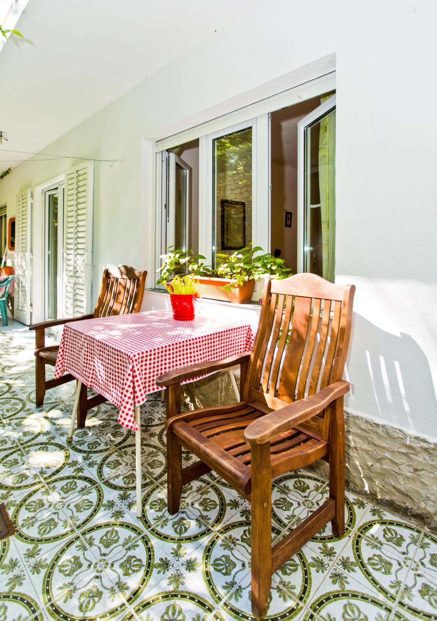 Rooms Barbaric Hvar Town Exterior photo