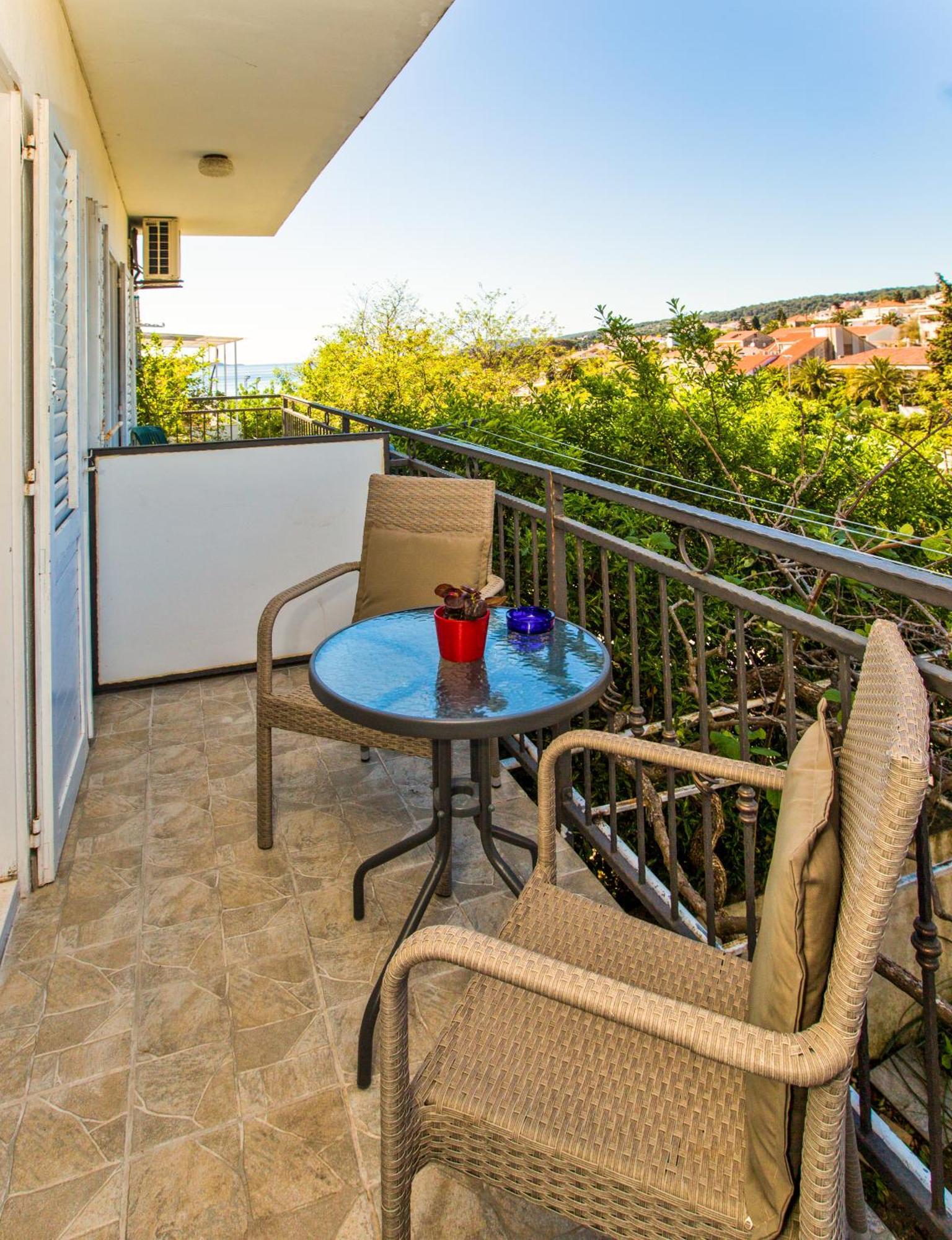 Rooms Barbaric Hvar Town Exterior photo